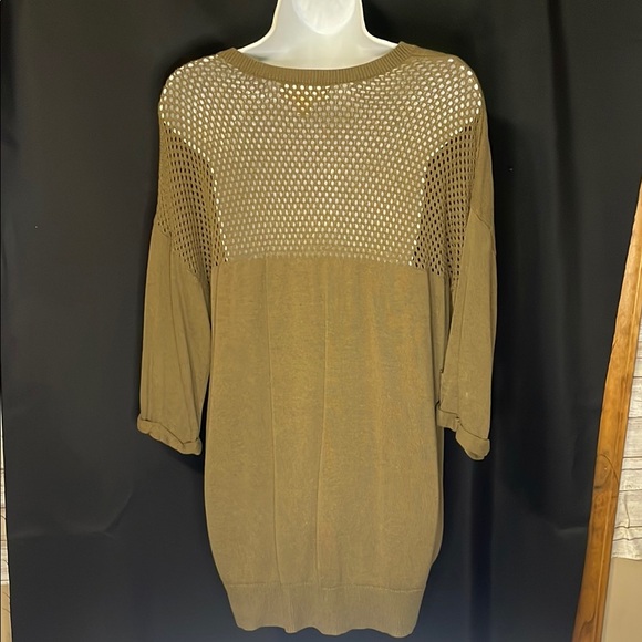 EUC Michael Michael Kors Olive Green V-Neck Sweater med - Picture 7 of 9